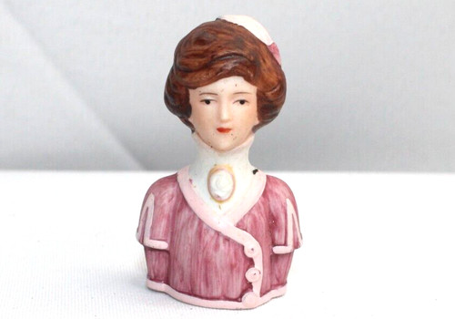 Vtg thimble 1982 avon ladies - vtg,